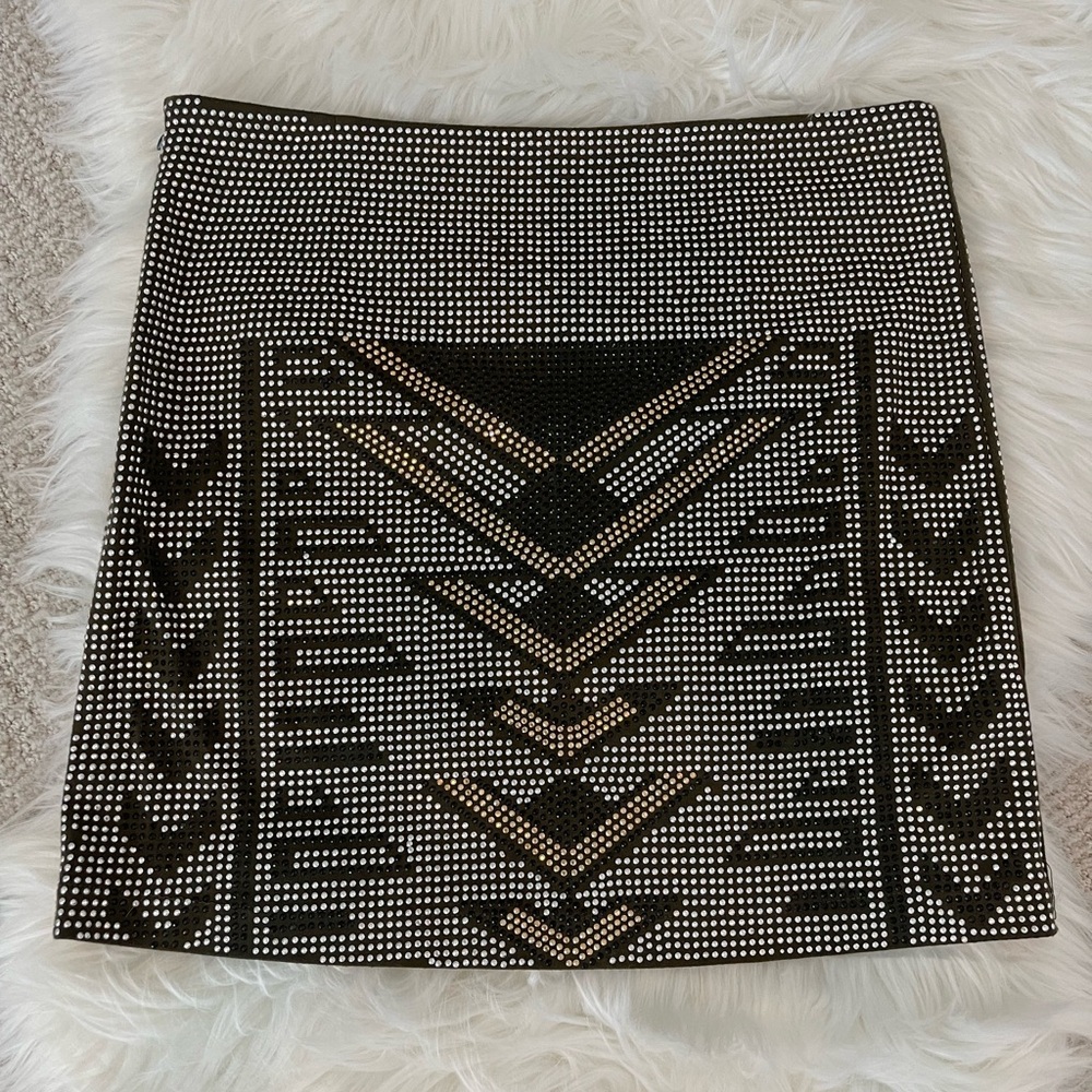 Women’s Size Medium Mini Skirt